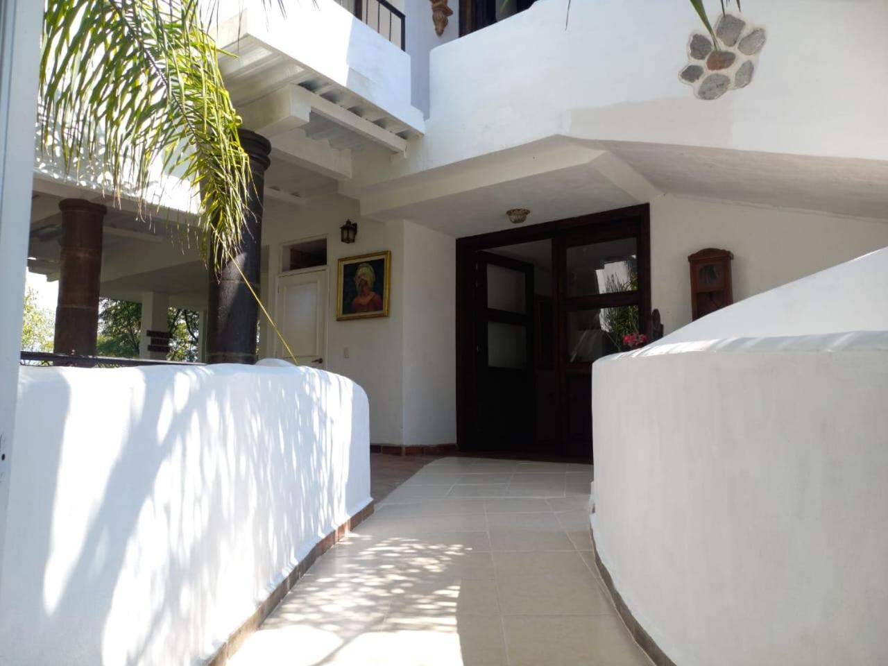 Solache Inn Ситакуаро Экстерьер фото