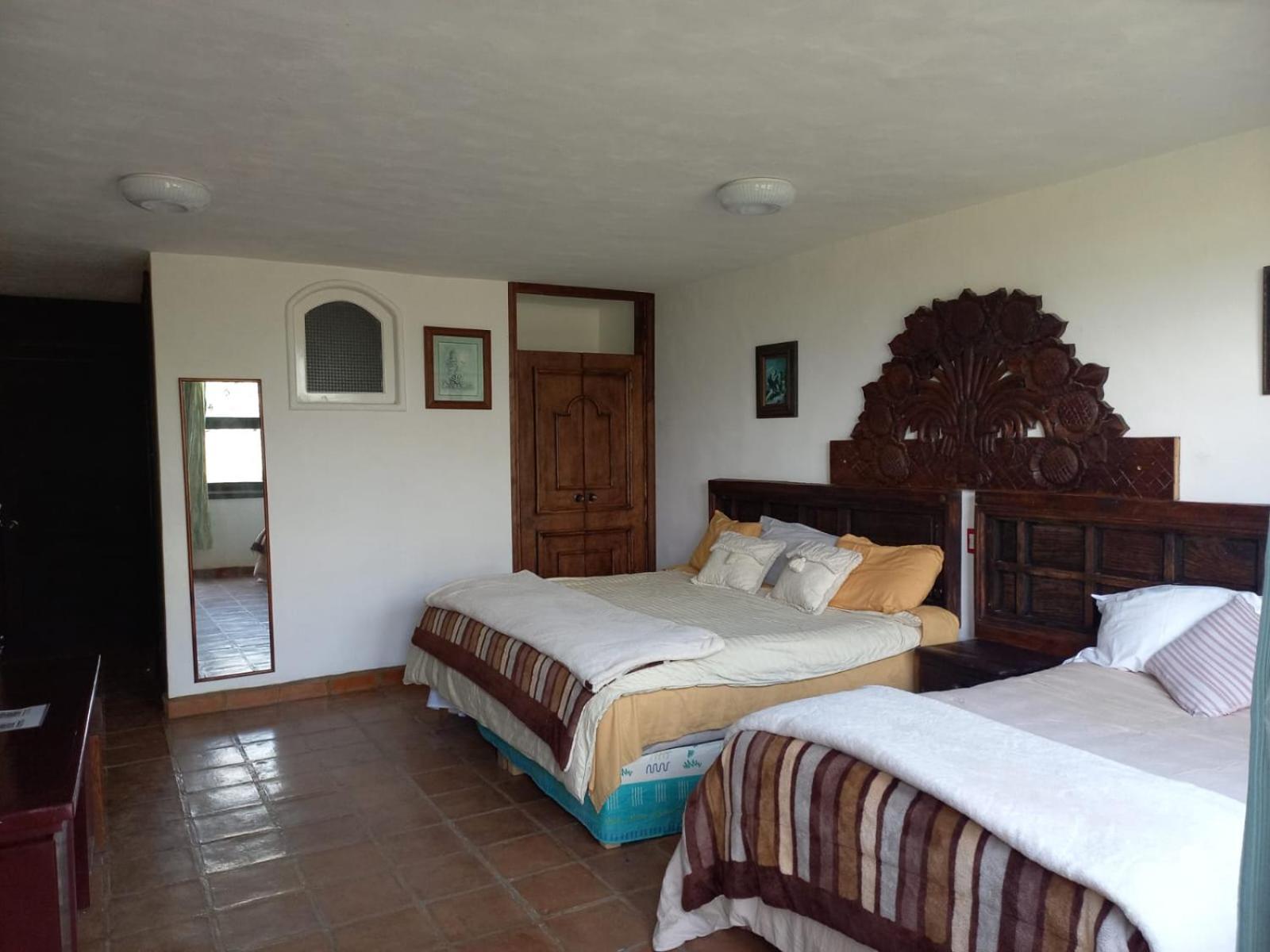Solache Inn Ситакуаро Экстерьер фото